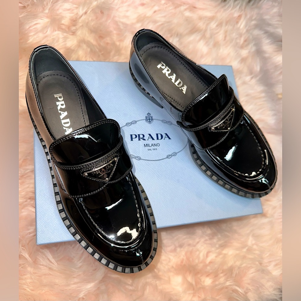 ❌SOLD❌ PRADA Chocolate patent leather loafers